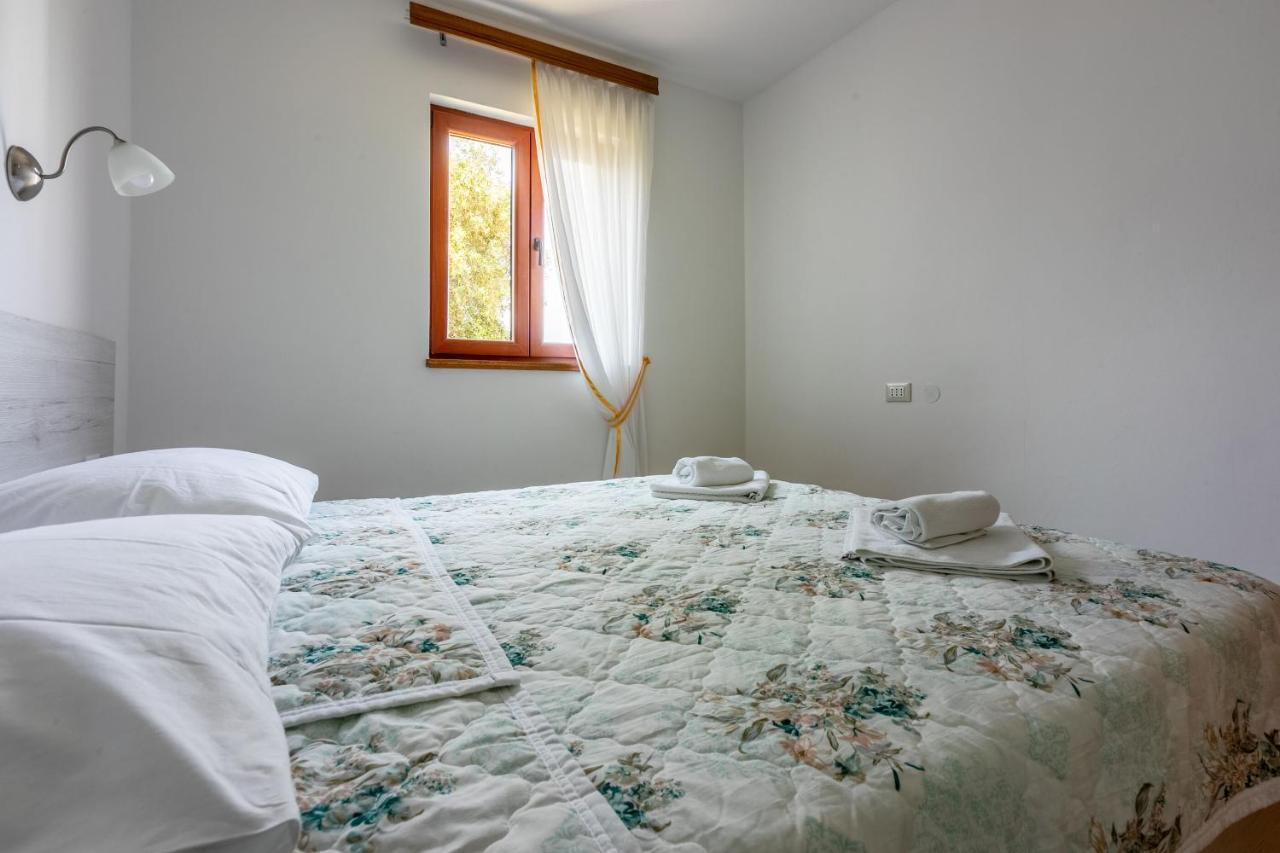 House Marija Vila Lopar Exterior foto